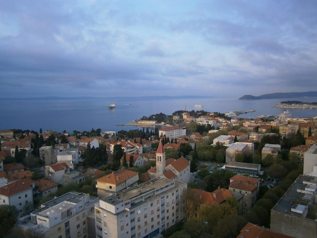 Apartment Penthouse Ema Spalato Esterno foto